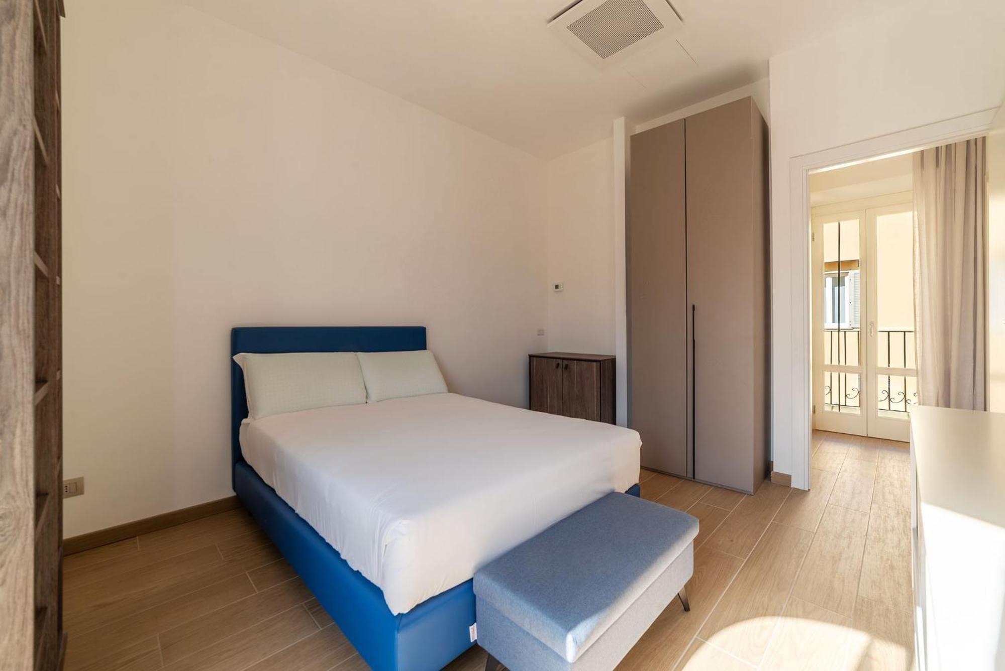 Apartment Joivy Cavour Luxury Rome